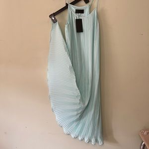 NWT Blaque Label Pleated Mint Sleeveless Dress - M